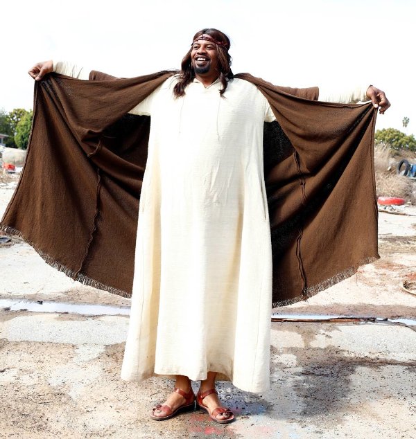 Watch Black Jesus ss 2 2015 Ep 11 A Very Special