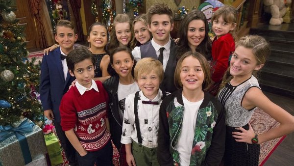 Nickelodeon's Ho Ho Holiday Special (2015) Nickelodeon's Ho Ho Holiday Special (2015)